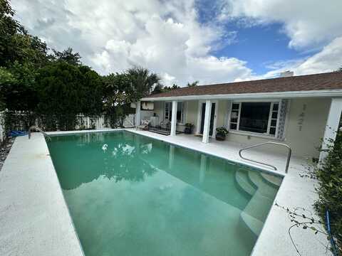 1421 S Palmway, Lake Worth, FL 33460