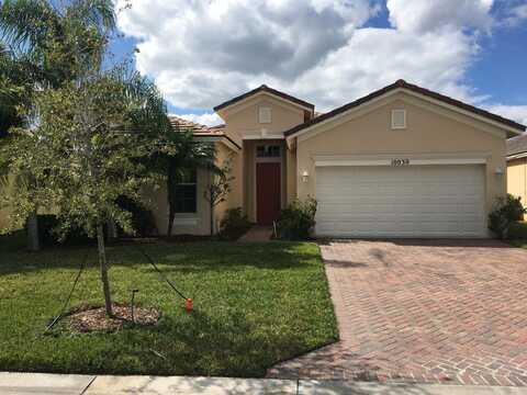 10030 SW Cardigan Circle, Port Saint Lucie, FL 34987