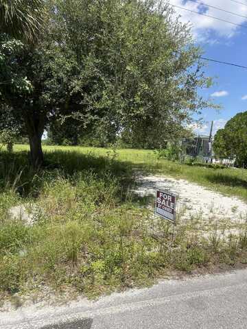 9317 SE 57th Drive, Okeechobee, FL 34974