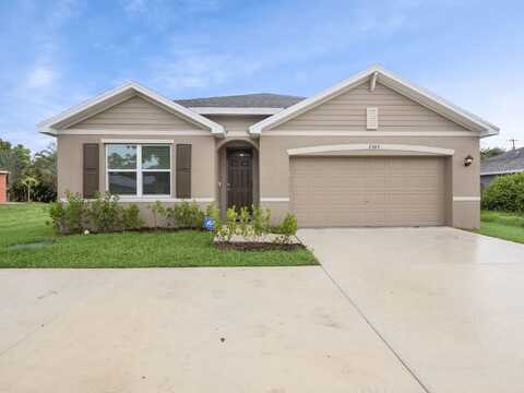 2686 SE Melaleuca Boulevard, Port Saint Lucie, FL 34952