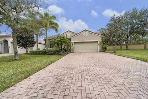 1476 SE Legacy Cove Circle, Stuart, FL 34997