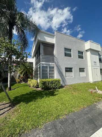 107 Flanders C, Delray Beach, FL 33484