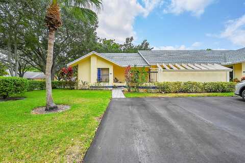 10944 Water Oak Manor, Boca Raton, FL 33498