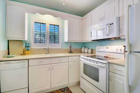 2 Westwood Avenue, Tequesta, FL 33469