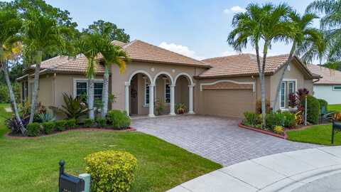 832 SW Vineland Court, Port Saint Lucie, FL 34986