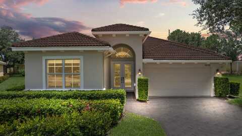 9152 Short Chip Circle, Port Saint Lucie, FL 34986