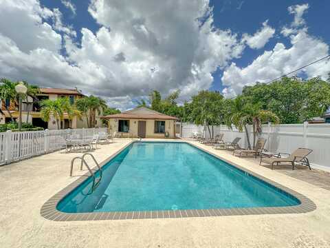 815 Andrew Redding Road, Lantana, FL 33462