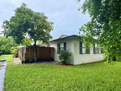 4583 Barclay Crescent, Lake Worth, FL 33463