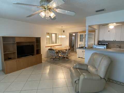 480 W Horizons, Boynton Beach, FL 33435