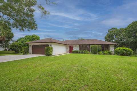 5000 Silver Oak Drive, Fort Pierce, FL 34982