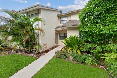 9313 Ketay Circle, Boca Raton, FL 33428