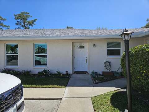 460 Franconia Circle, Lake Worth, FL 33467