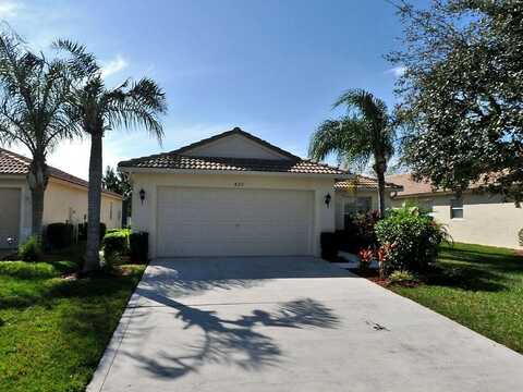 823 NW Greenwich Court NW, Port Saint Lucie, FL 34983