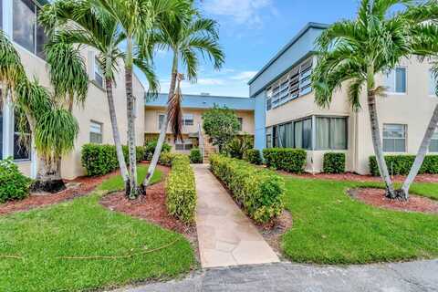 909 S Flanders S, Delray Beach, FL 33484