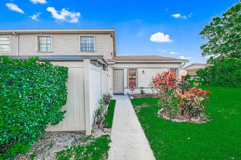 4371 Willow Pond Road, West Palm Beach, FL 33417