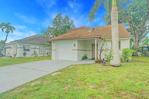 84 Magnolia Circle, Boynton Beach, FL 33436