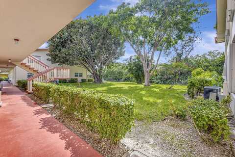 38 Camden B, West Palm Beach, FL 33417