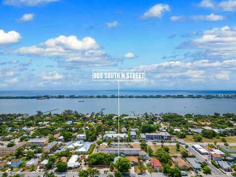 908 S N Street, Lake Worth, FL 33460