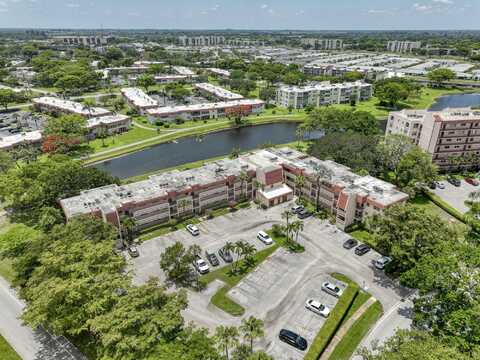 14721 Bonaire Boulevard, Delray Beach, FL 33446