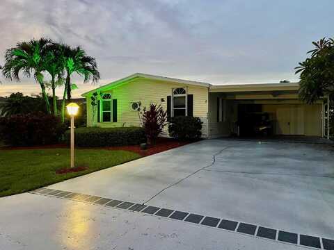 8020 Long Drive, Port Saint Lucie, FL 34952