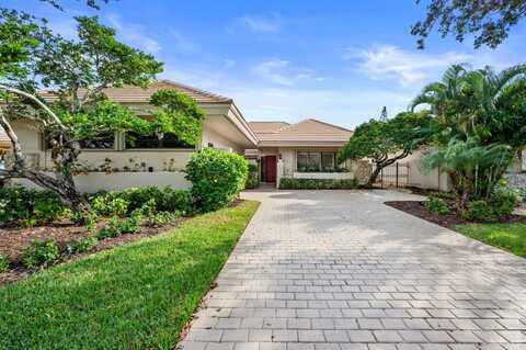 1810 Gulfstream Way, West Palm Beach, FL 33411