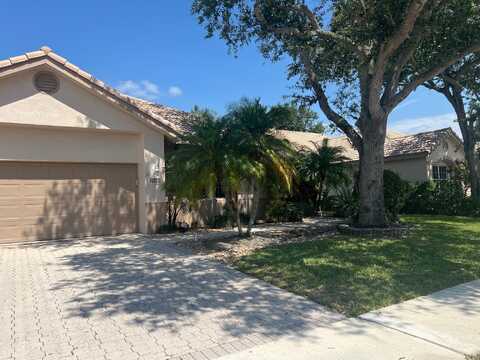 8972 Shoal Creek Lane, Boynton Beach, FL 33472