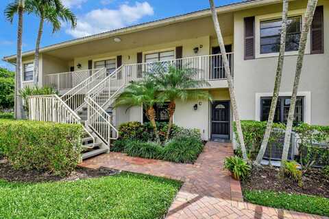 3 Stratford Drive, Boynton Beach, FL 33436