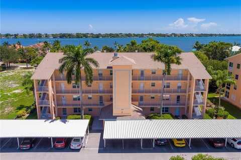 2950 SE Ocean Boulevard, Stuart, FL 34996