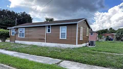 713 N 19th Street, Fort Pierce, FL 34950