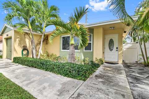 1226 NW 7th Street, Boynton Beach, FL 33426