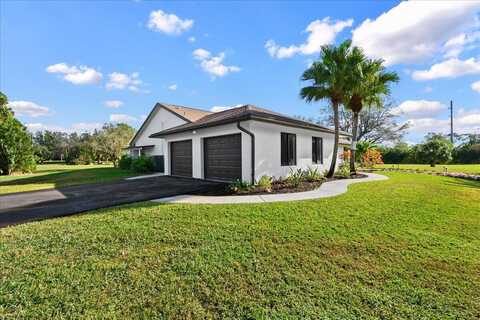 16748 Fox Trail Lane, Loxahatchee, FL 33470