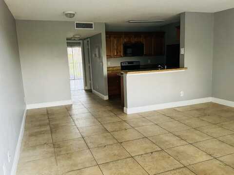 1722 Meadows Circle W, Boynton Beach, FL 33436