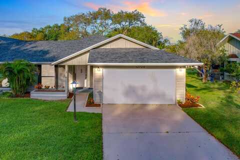 12726 SE Pinehurst Court, Hobe Sound, FL 33455