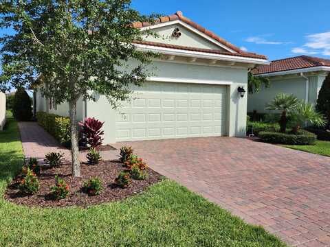 21029 SW Modena Way, Port Saint Lucie, FL 34986