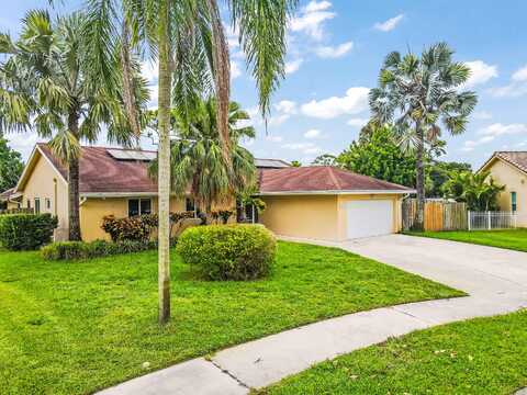 4100 NW 7th Lane, Delray Beach, FL 33445