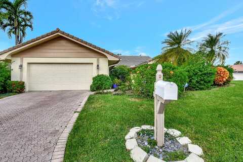 6839 Villas Drive S, Boca Raton, FL 33433