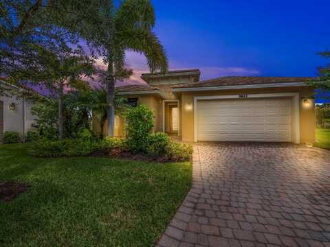 9622 SW Gum Tree Court, Port Saint Lucie, FL 34987