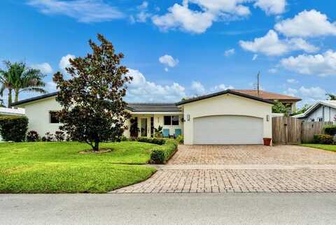 920 SE 17th Street, Deerfield Beach, FL 33441