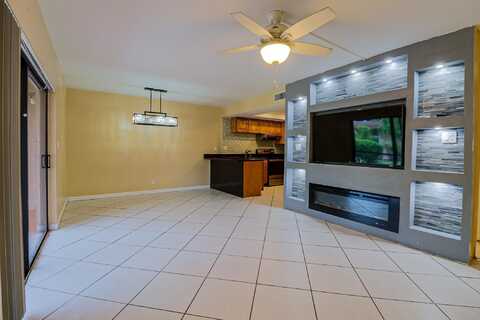 34 Seville Circle, Davie, FL 33324