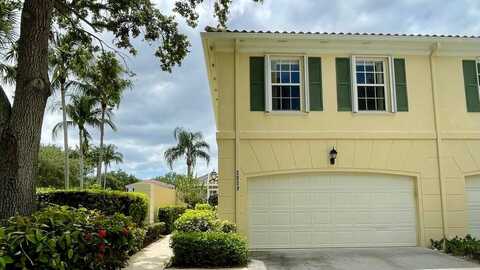 2039 Tarpon Lake Way, West Palm Beach, FL 33411