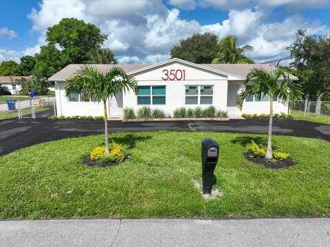 3501 Avenue E, Riviera Beach, FL 33404