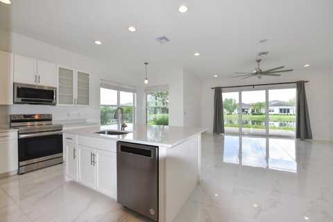 9589 Highland Pointe Pass Pass, Delray Beach, FL 33446