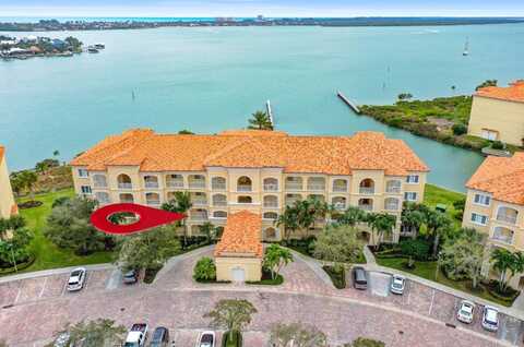 4 Harbour Isle Drive E, Fort Pierce, FL 34949