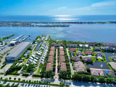 615 Via Villagio, Hypoluxo, FL 33462