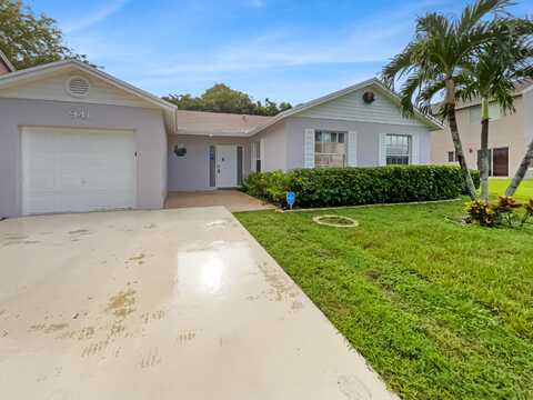 941 SW 88th Avenue, Pembroke Pines, FL 33025