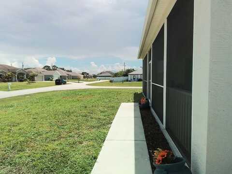 4582 SW Floral Street, Port Saint Lucie, FL 34953