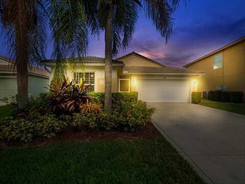 606 NW Stanford Lane, Port Saint Lucie, FL 34983