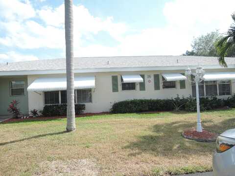 215 Manatee Lane, Fort Pierce, FL 34982