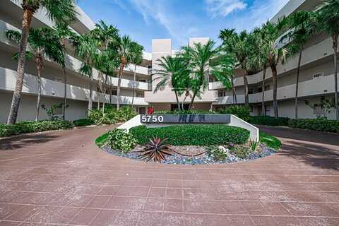 5750 Camino Del Sol, Boca Raton, FL 33433