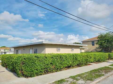 901 8th Street, West Palm Beach, FL 33401